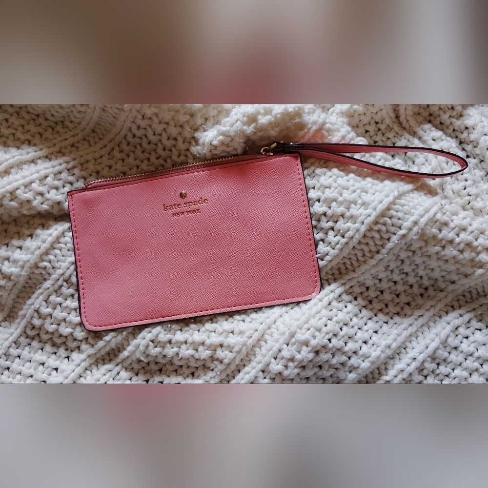 Kate Spade Blush Pink Wristlet Super Cute!